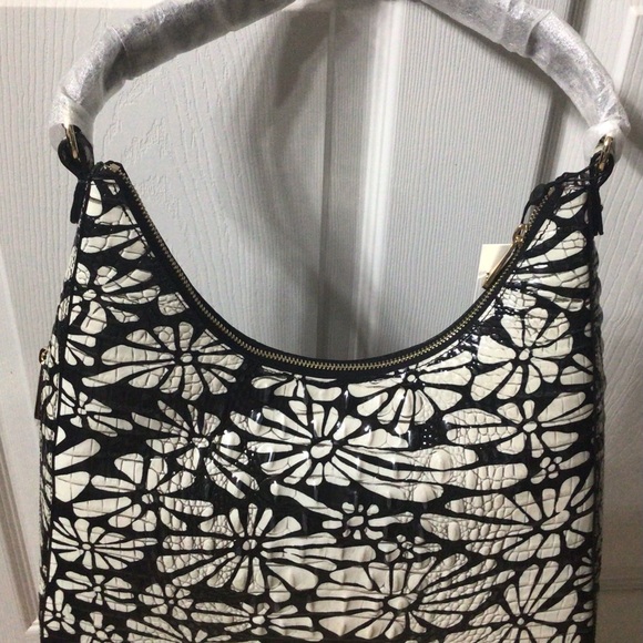 Brahmin Leather Daisy Batik Black /White Elegant Shoulder Bag. 
NEW WITH TAGS - Picture 9 of 10
